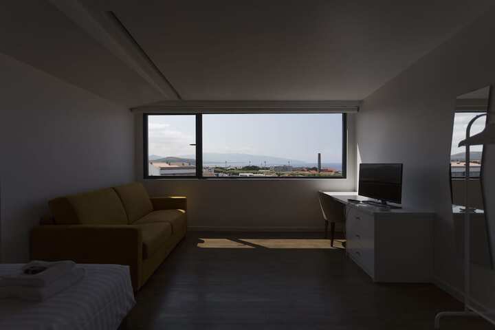 Room 32 of 105