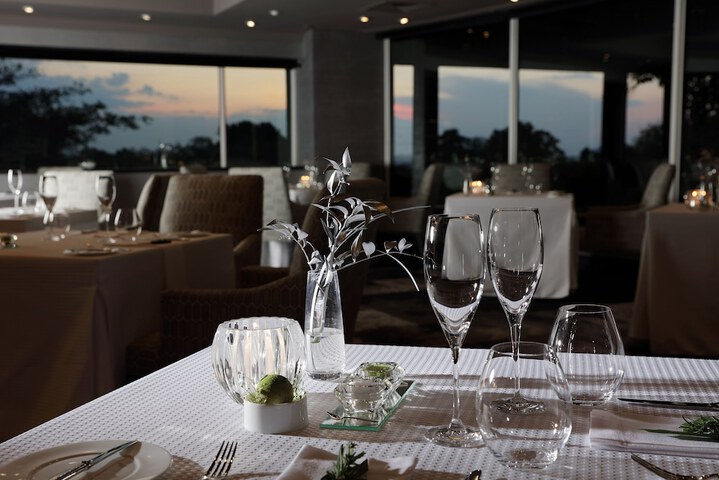 Dining 80 of 109