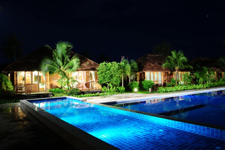 Pool 60 of 111