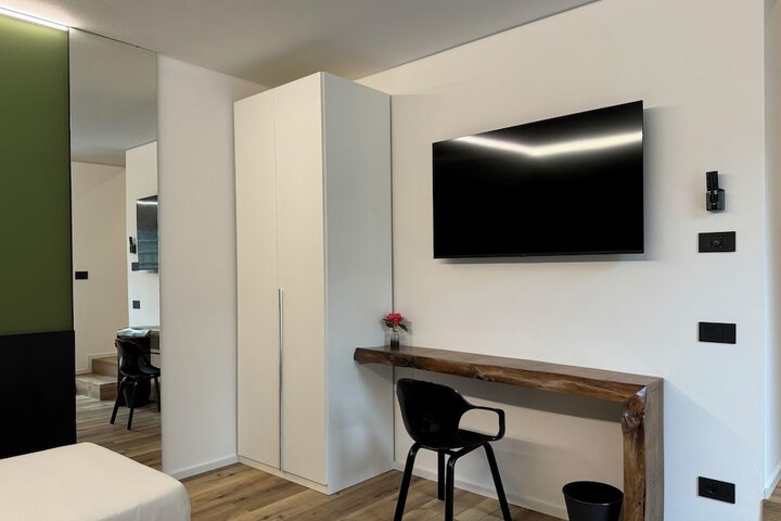 Room 20 of 36