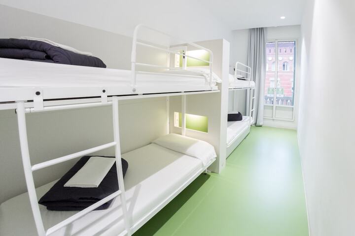 Room 17 of 50