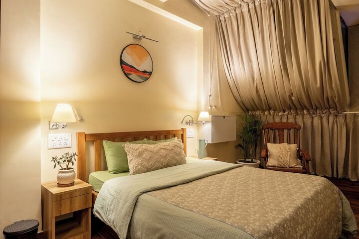Room 7 of 48