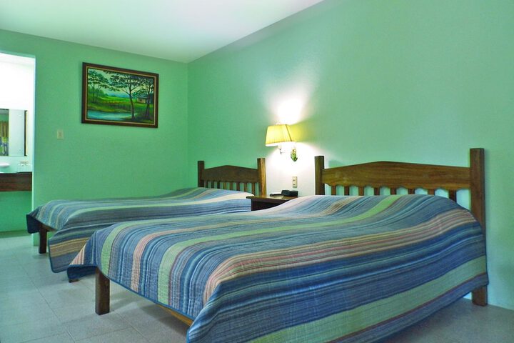 Room 3 of 25