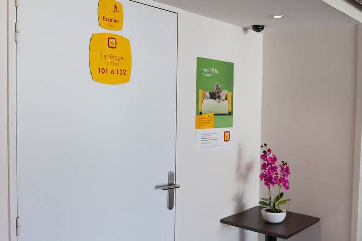 Room 10 of 49