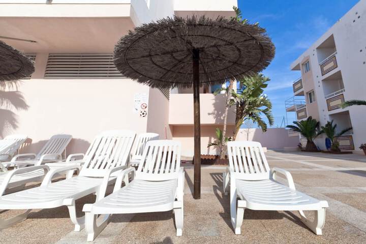 Sundeck