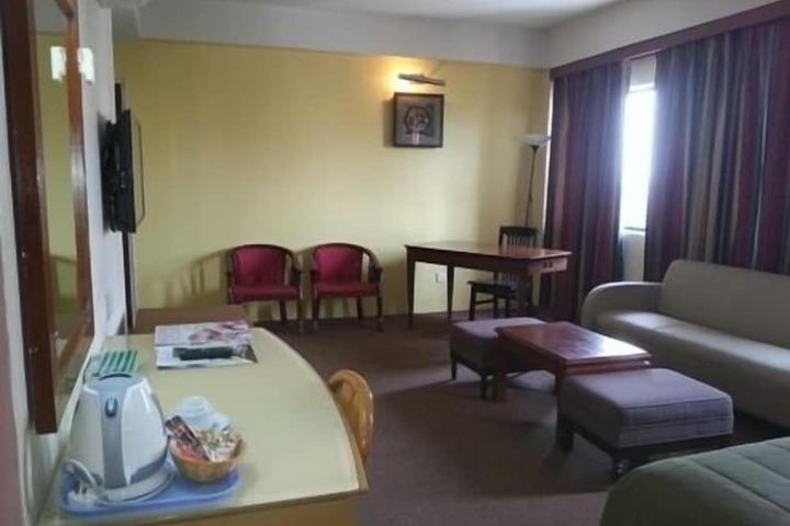 Room 42 of 75