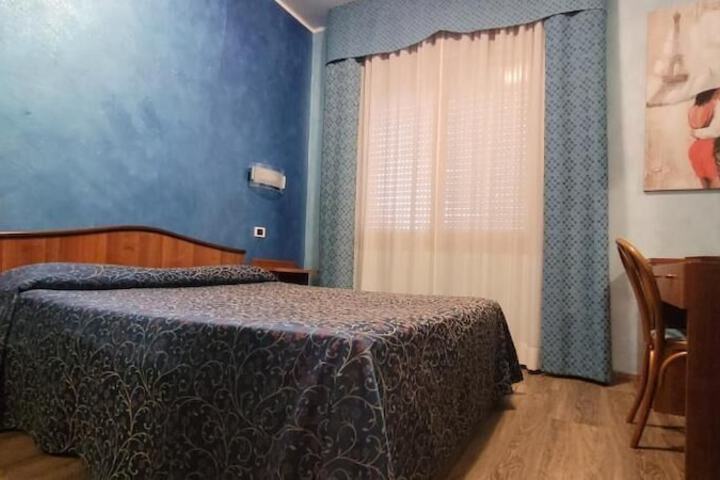 Room 4 of 46