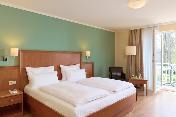 Room 10 of 40