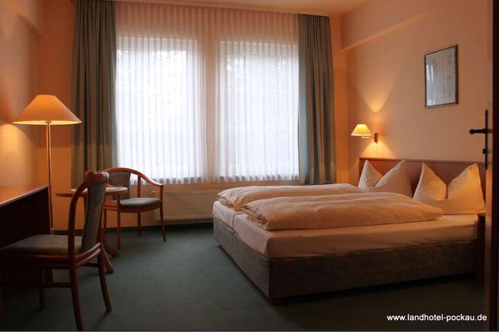 Room 2 of 18