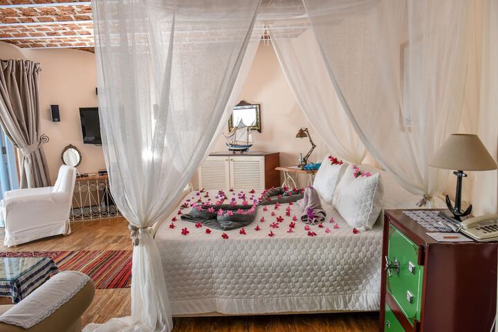 Room 6 of 41