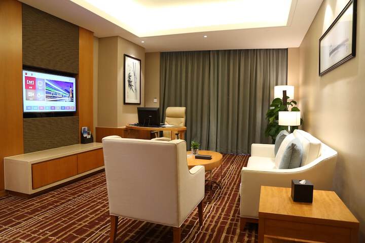 Room 22 of 45