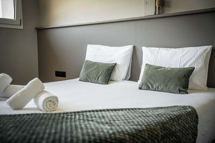 Room 5 of 29