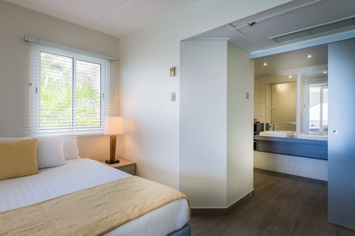 Room 74 of 278