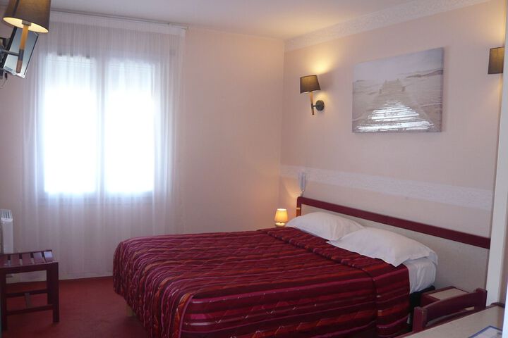 Room 15 of 35