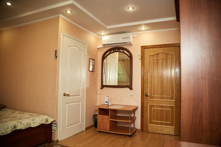 Room 22 of 57