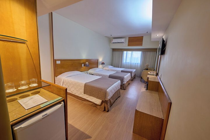 Room 30 of 145