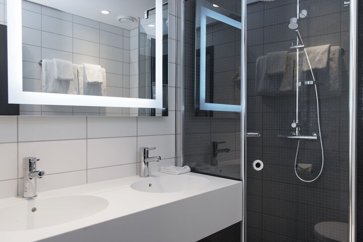 Bathroom Interior Photo