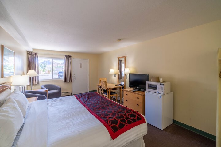 Room 6 of 41
