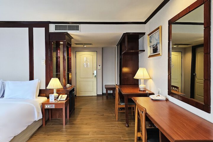 Room 14 of 54