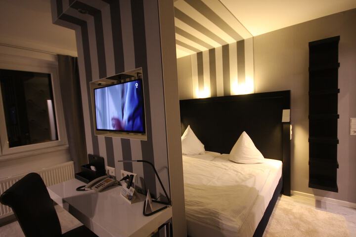 Room 26 of 72