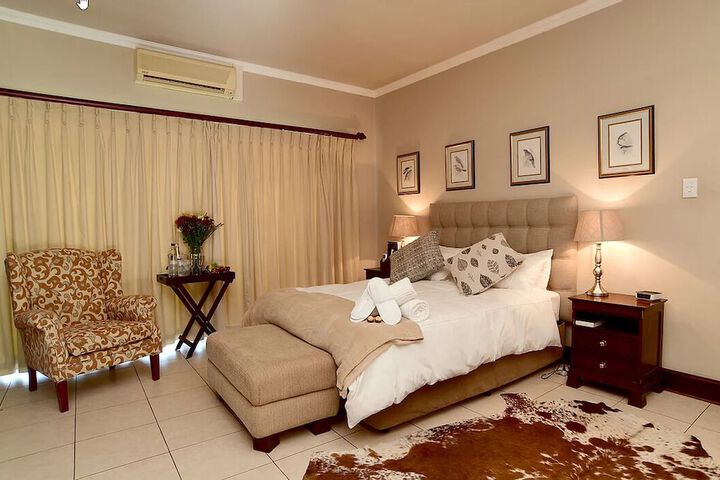 Room 5 of 26