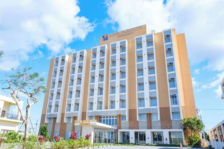 Hotel 92 of 101