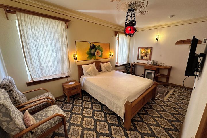 Room 12 of 64