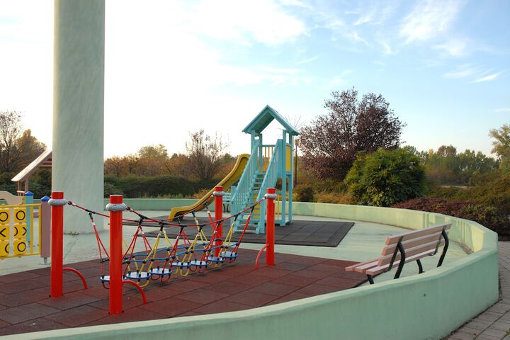 Childrens Activities 44 of 120