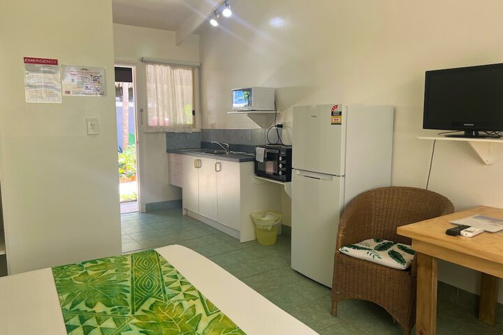 Room 9 of 73