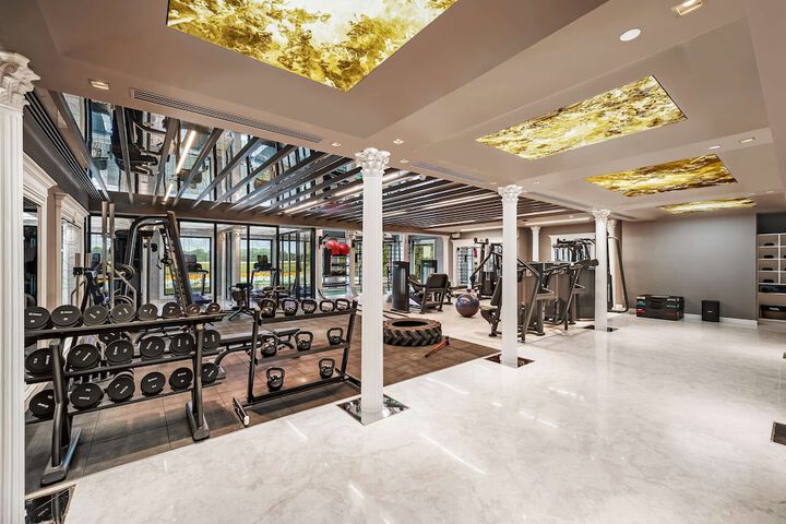 Hotel Interior 102 of 231