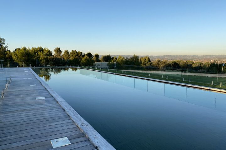 Pool 8 of 15