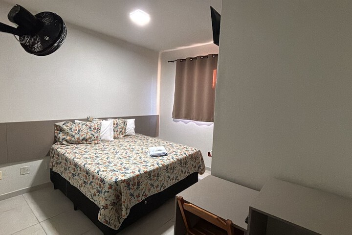 Room 9 of 17
