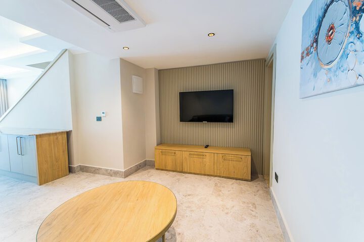 Room 29 of 130