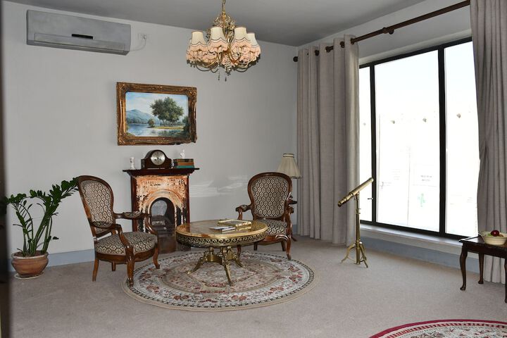 Room 14 of 60