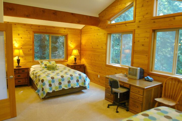Room 7 of 46