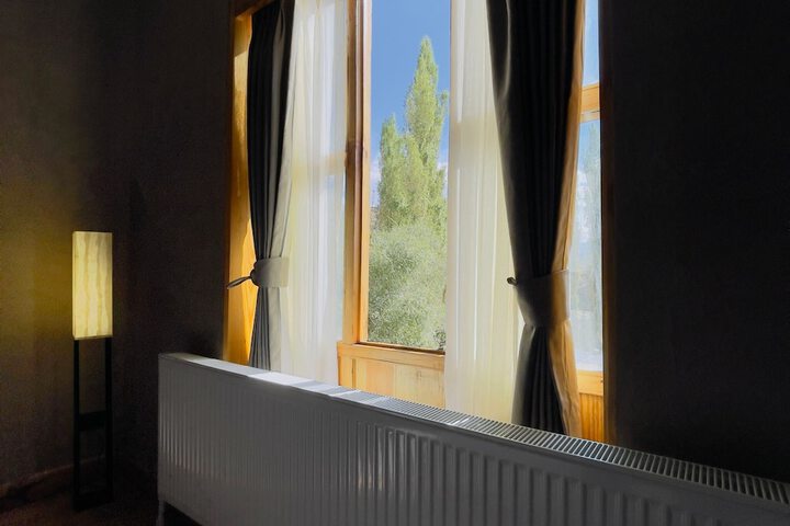 Room 29 of 69