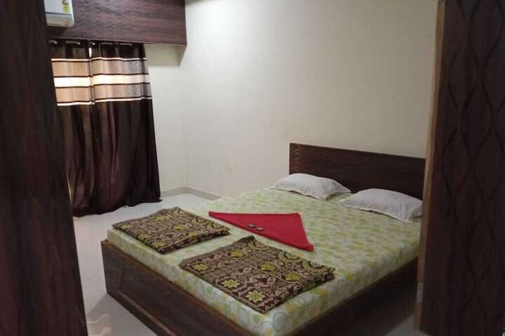 Room 14 of 62