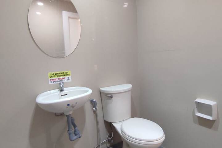 Room 13 of 15