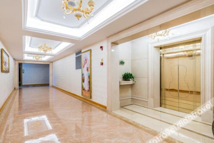 Hotel Interior 14 of 19