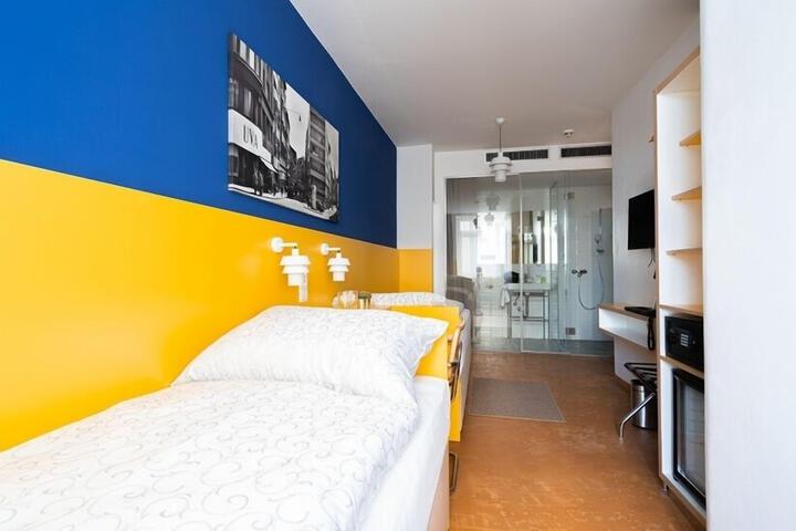 Room 20 of 20