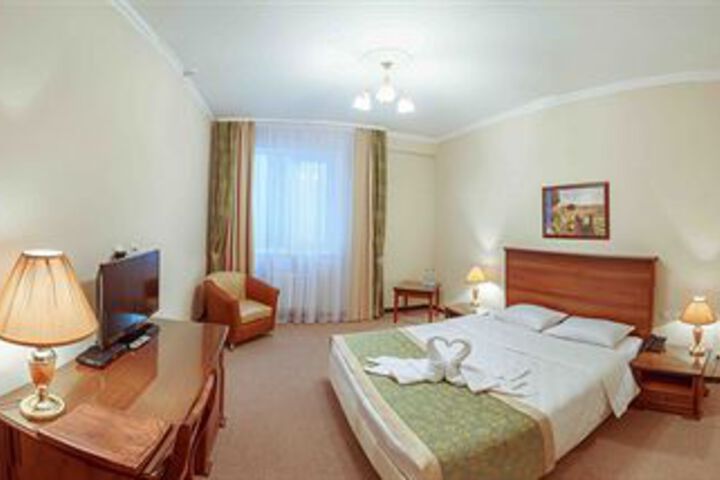 Room 9 of 27