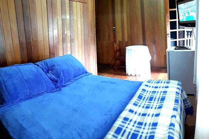 Room 4 of 44