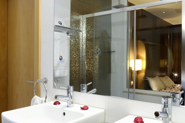 Room 21 of 52