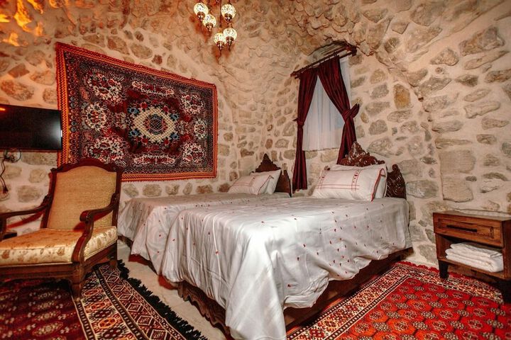 Room 13 of 54
