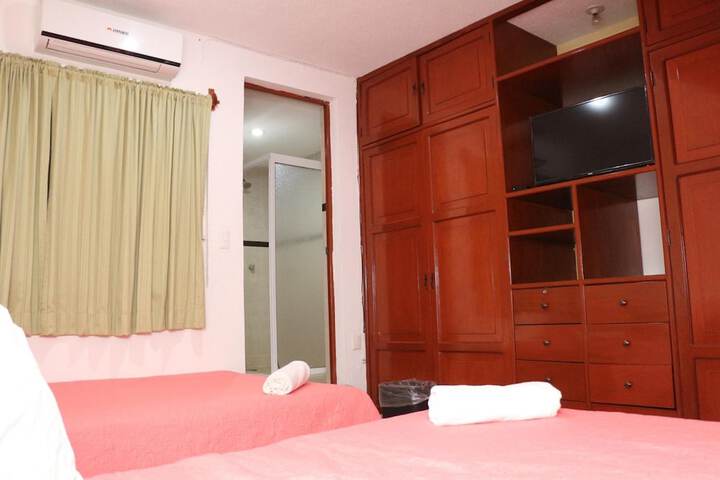 Room 16 of 30