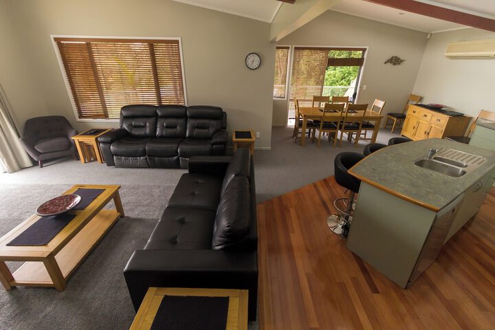 Room 15 of 38