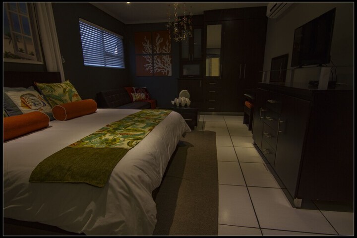Room 28 of 162