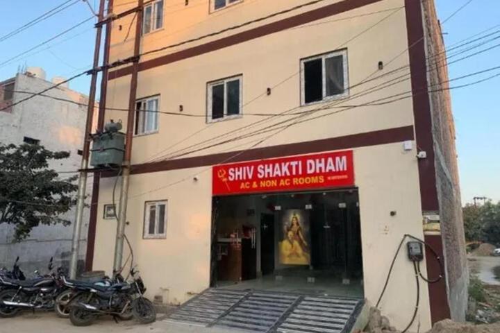 FabHotel Shiv Shakti Dham