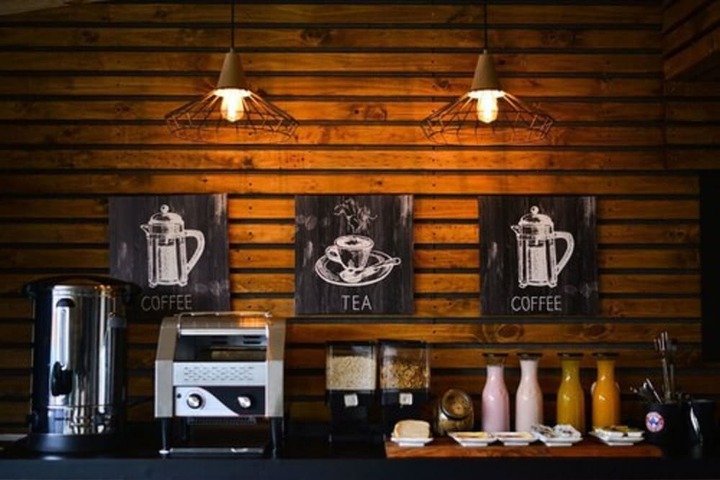 Breakfast/Coffee Service 30 of 57