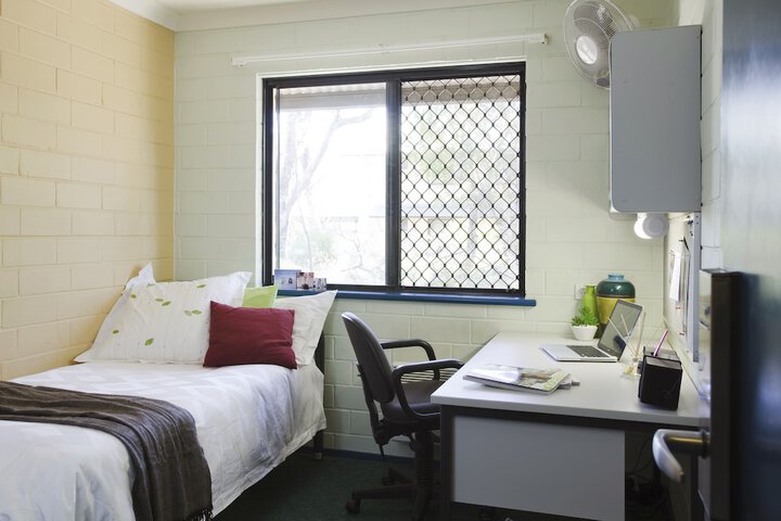 Room 2 of 15